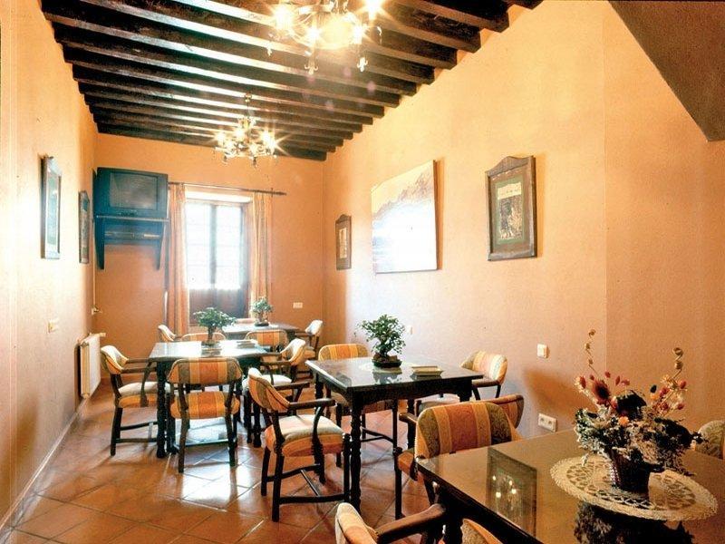 Отель Casa Grande De Эль-Бурго Экстерьер фото